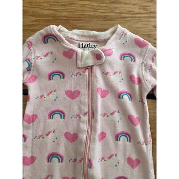Hatley Rainbow Unicorn Sleeper - Picture 2 of 7